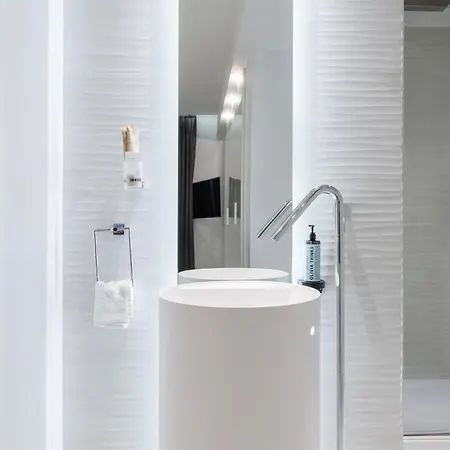 Phos - White Tower #skgbnb *