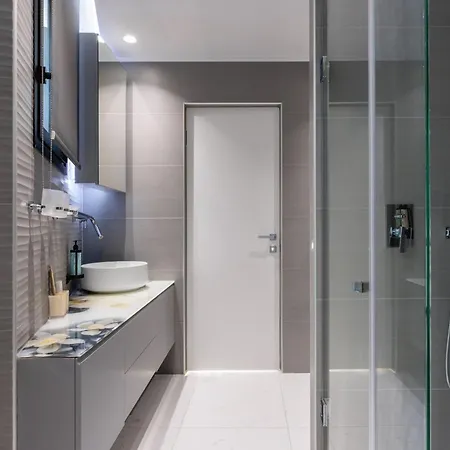 Phos - White Tower #skgbnb דירה