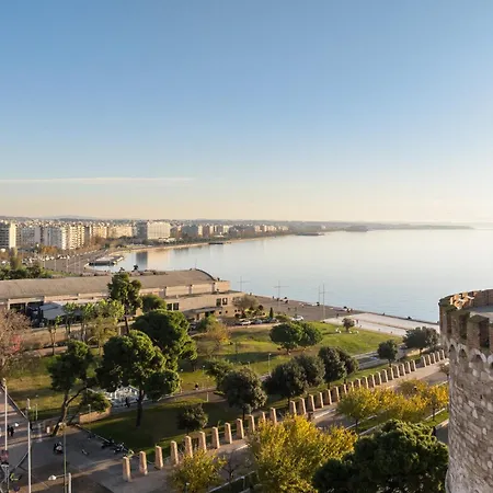 Phos - White Tower #skgbnb דירה