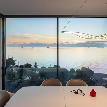 Daire Phos - White Tower #skgbnb