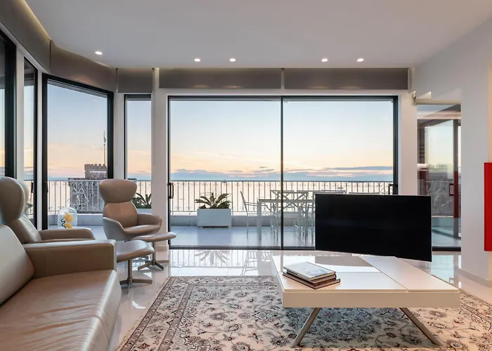 Phos - White Tower #skgbnb Apartament *
